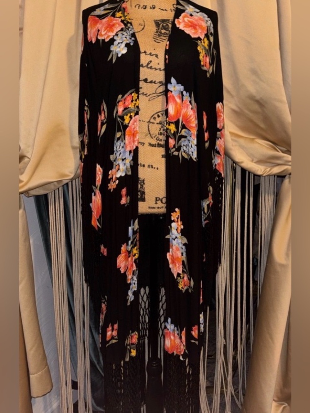 🪷TORRID INSIDER COLLECTION 🪷3X FLORAL FULL FRINGE KIMONO🪷
